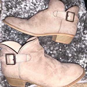 Justice Tan Boots!